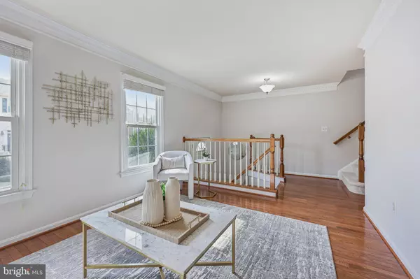Vienna, VA 22182,2012 PIERIS CT