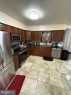 Fort Washington, MD 20744,802 CORNISH ST