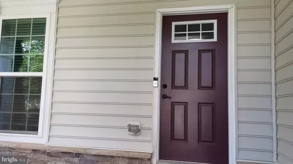 Aldie, VA 20105,25501 EMERSON OAKS DR