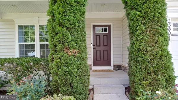 Aldie, VA 20105,25501 EMERSON OAKS DR