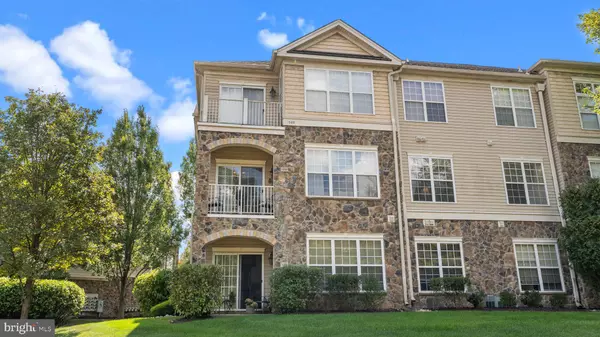 Warwick, PA 18974,1202 KNOX CT #1202