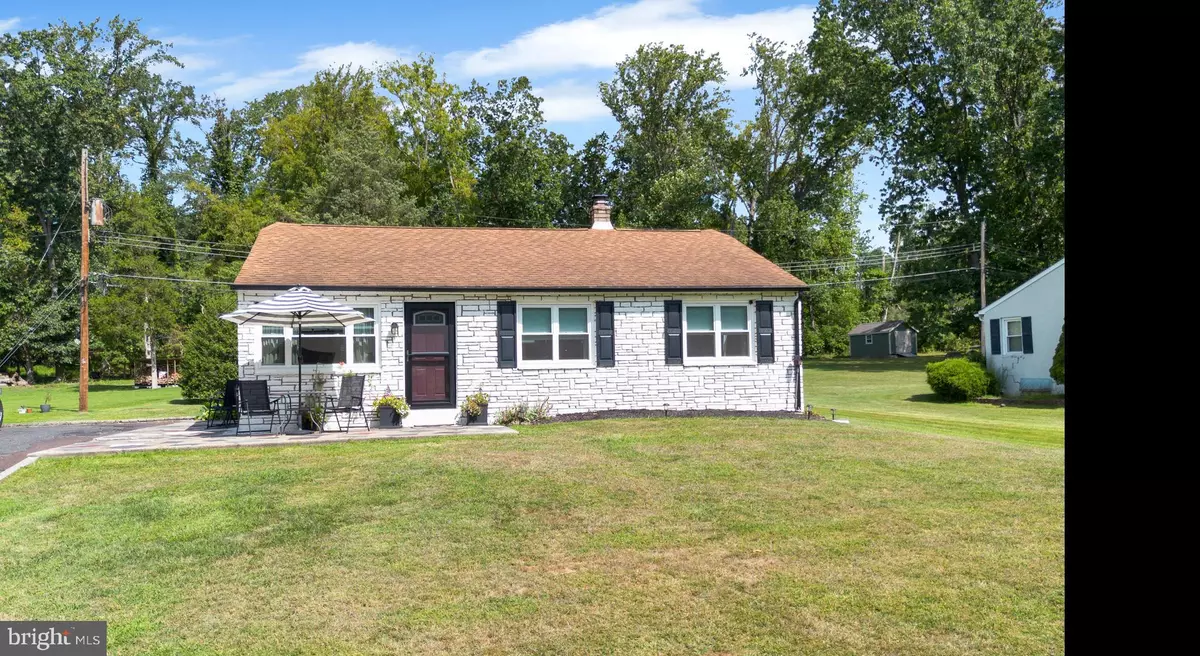 Schwenksville, PA 19473,11 MARY JANE ST