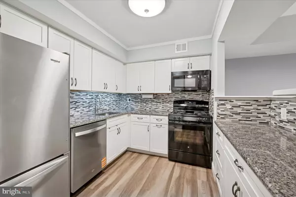 Norristown, PA 19403,319 STONY WAY #319