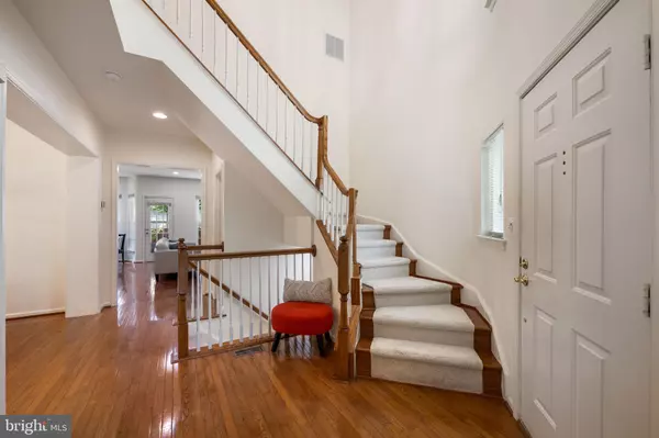 Gaithersburg, MD 20878,223 WINTER WALK DR