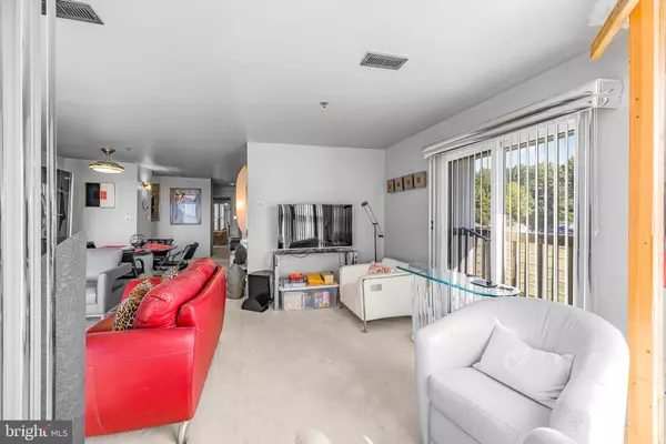 Wilmington, DE 19809,5213-UNIT LE PARC DR #48
