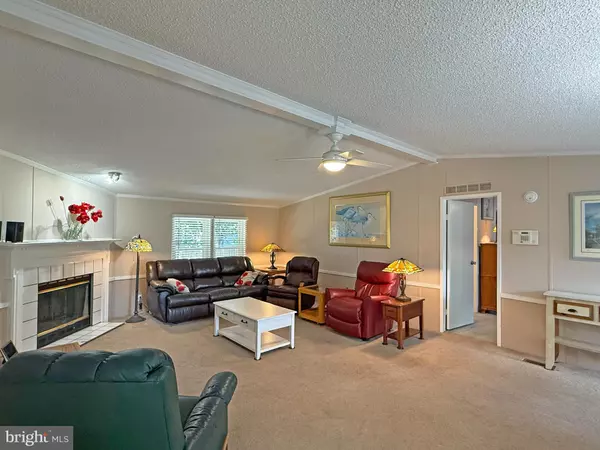 Ocean View, DE 19970,33280 SASSAFRAS CT