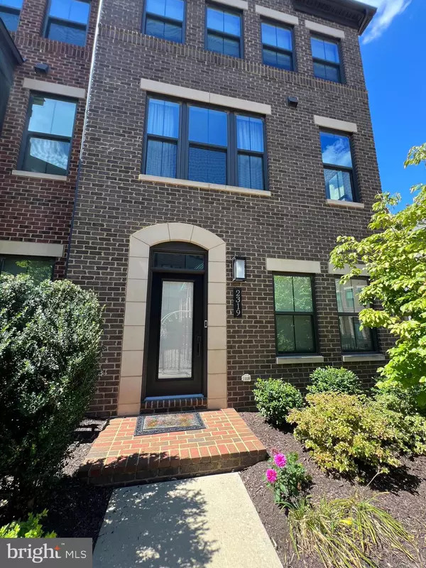 2319 WATER PROMENADE AVE, Herndon, VA 20171