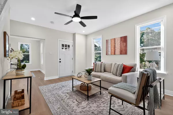 Pitman, NJ 08071,125 OAKCREST AVE