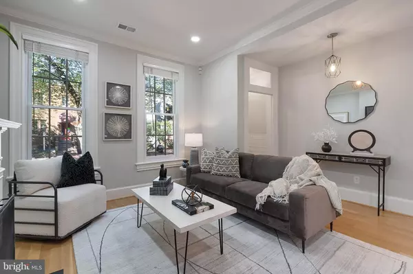 Washington, DC 20003,506 10TH ST SE