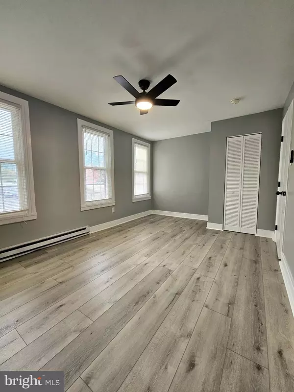 Columbia, PA 17512,20 N 5TH ST