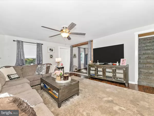 Boonsboro, MD 21713,7922 SHARPSBURG PIKE