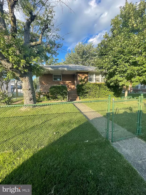 1703 LONG PL, Baltimore, MD 21222