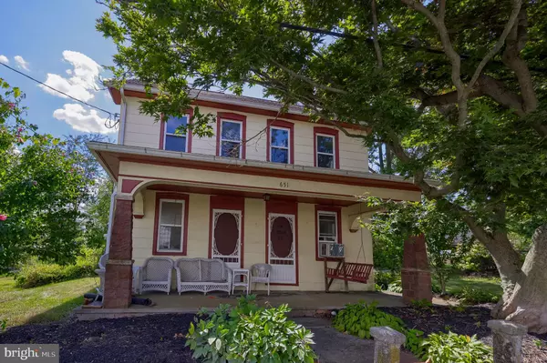 Palmyra, PA 17078,651 LAWN RD