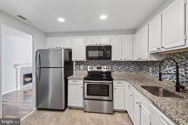 Gaithersburg, MD 20886,10006 STEDWICK RD #204