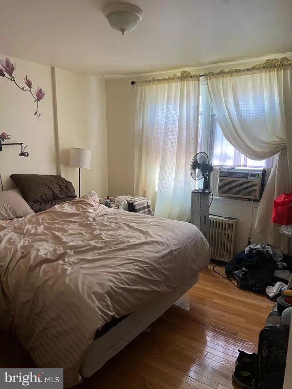 Philadelphia, PA 19150,2308 N 76TH AVE