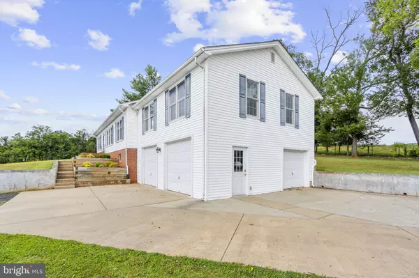 Warrenton, VA 20186,8210 LEE HWY