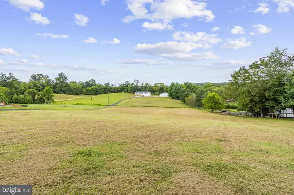 Warrenton, VA 20186,8210 LEE HWY