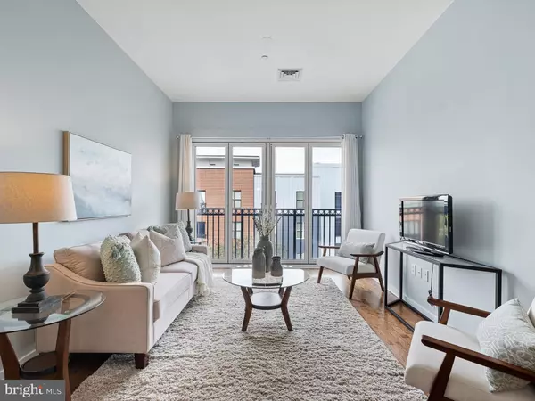 Wilmington, DE 19801,530 HARLAN BLVD #522