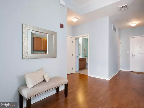 Wilmington, DE 19801,530 HARLAN BLVD #522