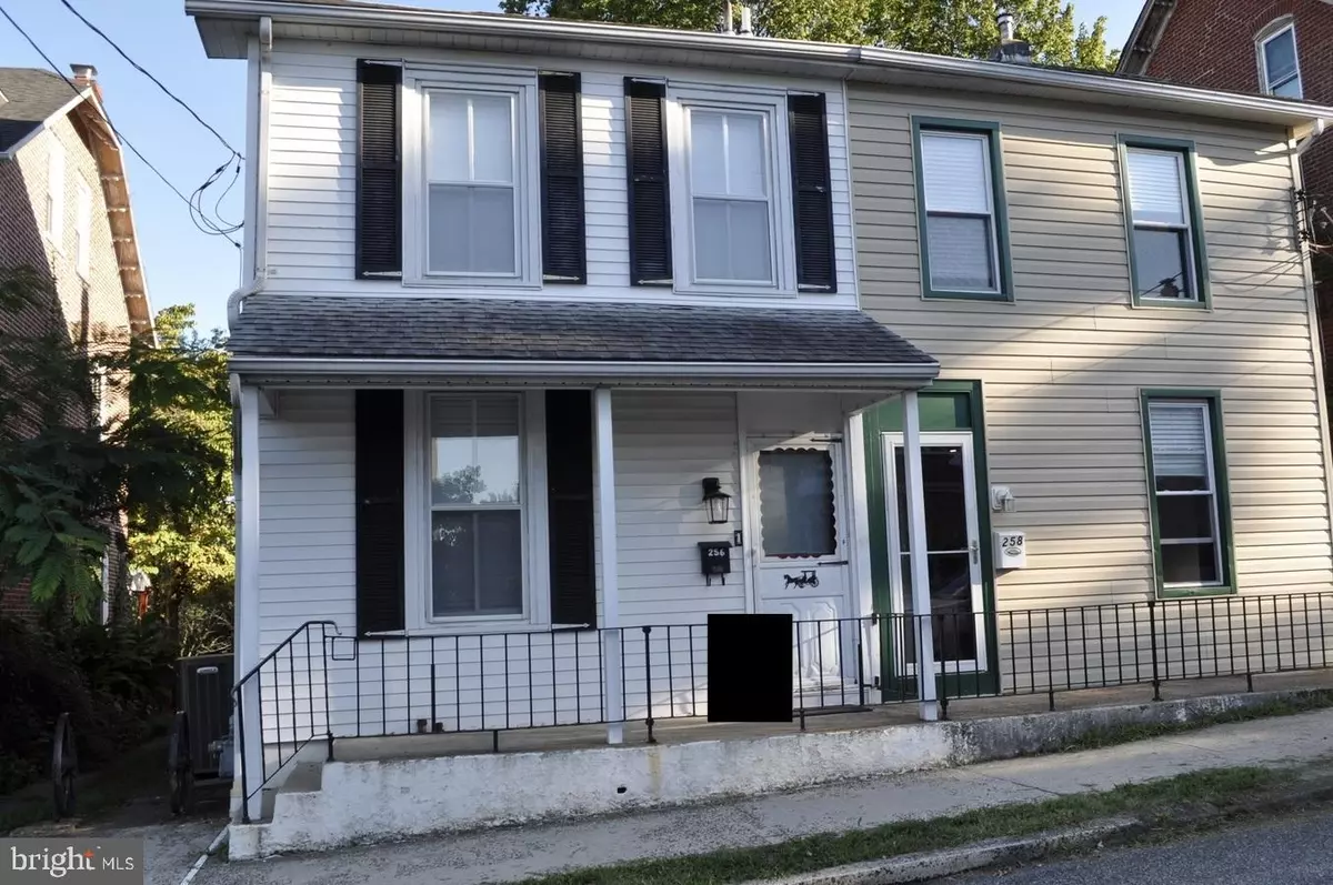 Spring City, PA 19475,256 CHESTNUT ST