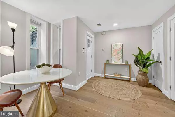 Washington, DC 20009,1450 FAIRMONT ST NW #A