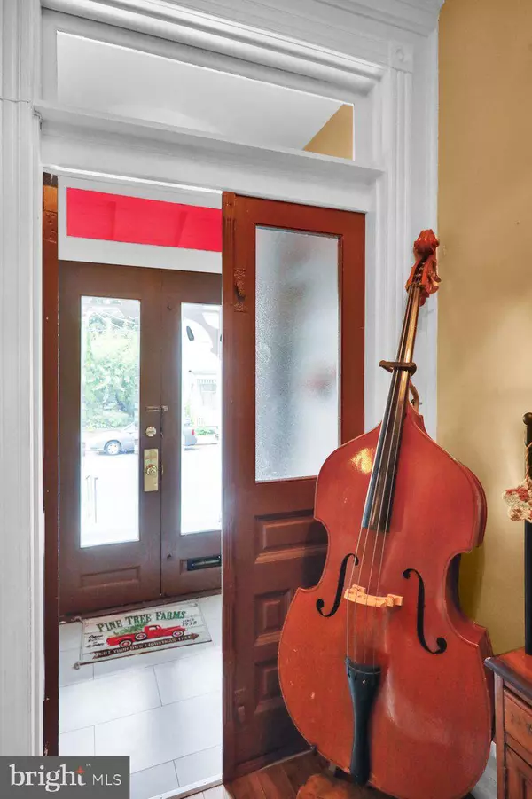 Hamburg, PA 19526,145 S 3RD ST