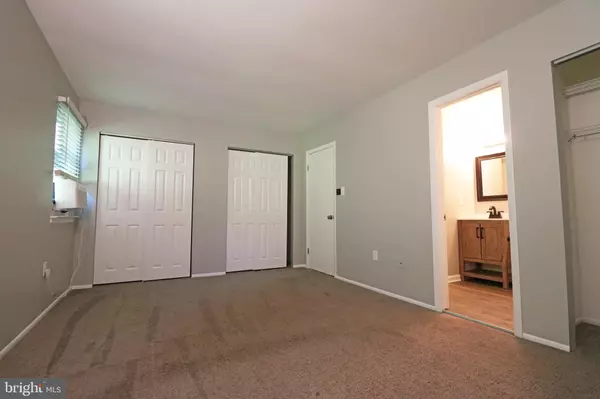 Aston, PA 19014,213 BISHOP DR