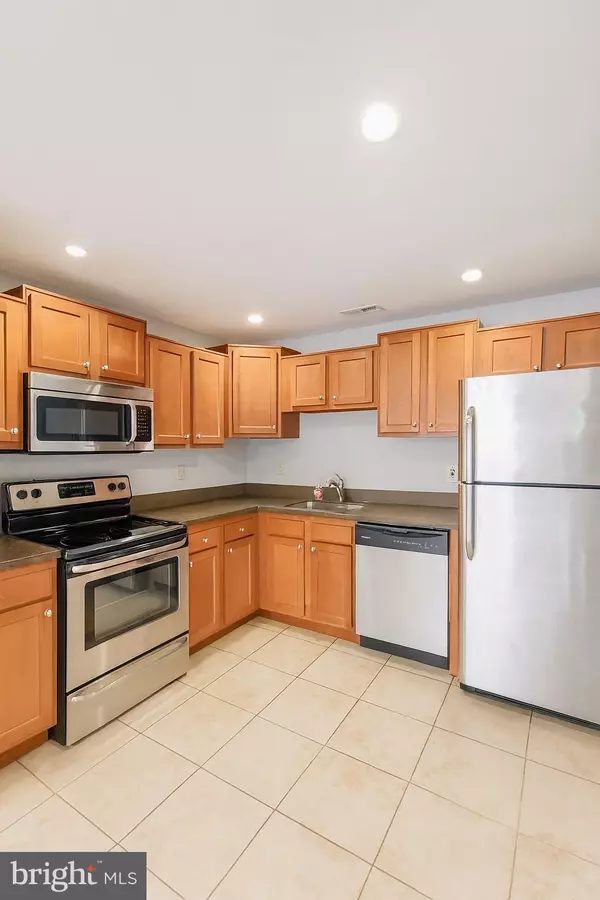 Runnemede, NJ 08078,171 PINE AVE #A