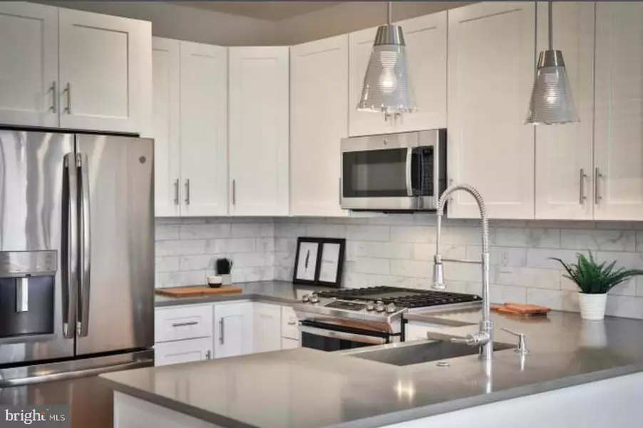 2452 FEDERAL ST #2, Philadelphia, PA 19146
