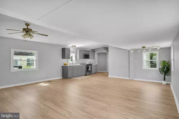 Hummelstown, PA 17036,115-A BROWNSTONE MHP