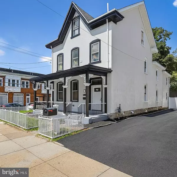 452 GREEN LN, Philadelphia, PA 19128