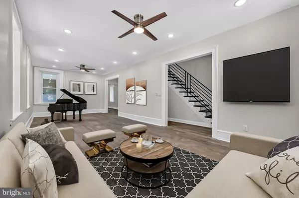 Philadelphia, PA 19128,452 GREEN LN