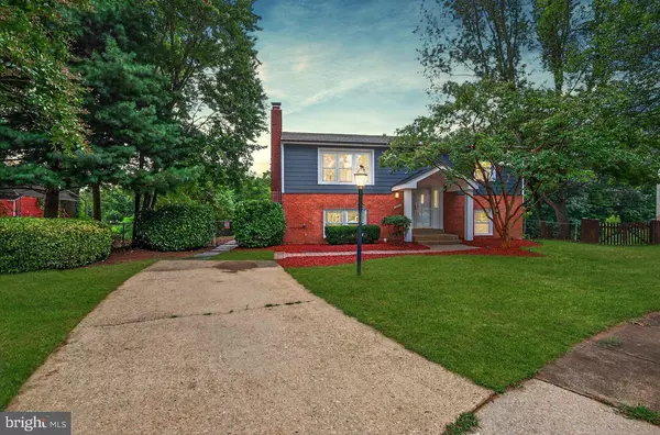 4309 WILLOUGHBY CT, Chantilly, VA 20151