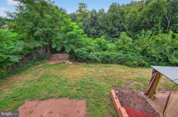 Chantilly, VA 20151,4309 WILLOUGHBY CT
