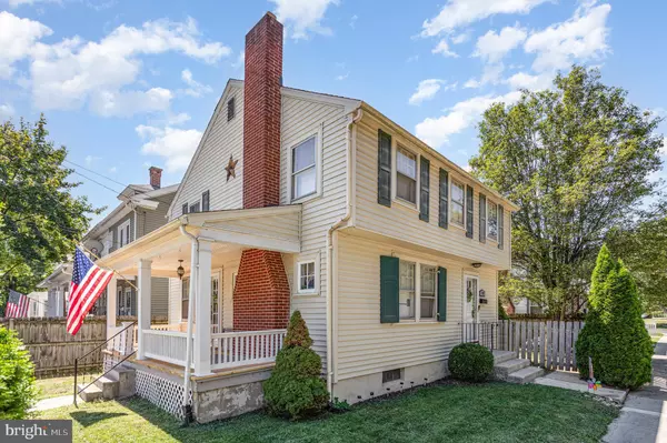 Carlisle, PA 17013,102 W WILLOW ST