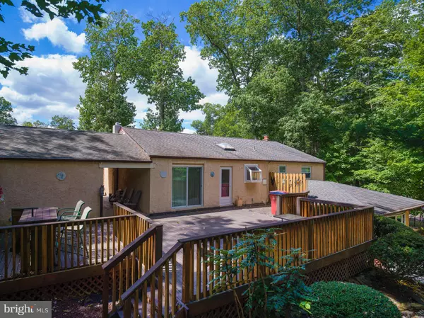 Norristown, PA 19403,65 SKYLINE DR