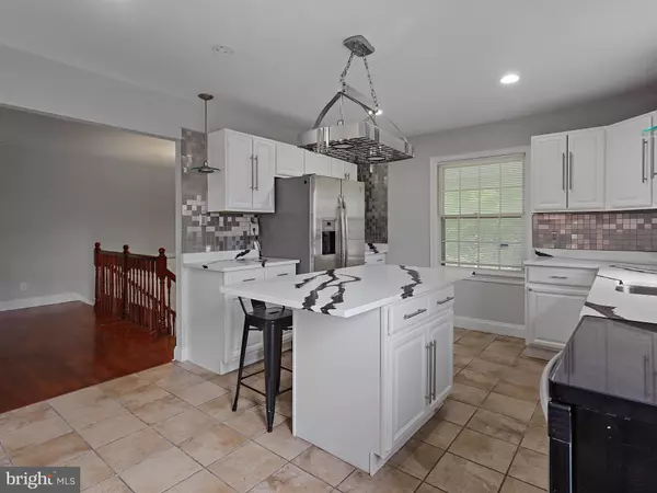 Suitland, MD 20746,2705 PORTER AVE