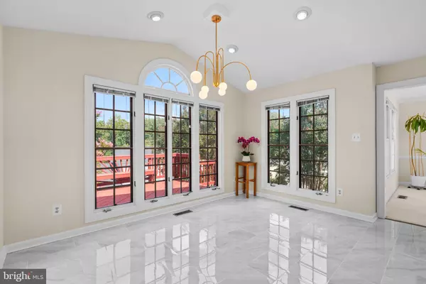 Burtonsville, MD 20866,14907 MEANDERWOOD LN