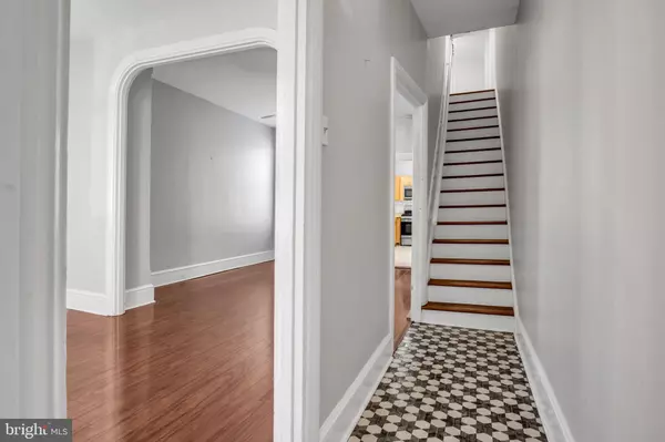 Harrisburg, PA 17102,211 CUMBERLAND ST