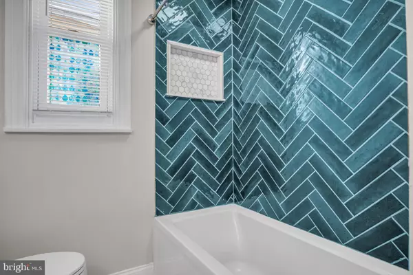 211 CUMBERLAND ST, Harrisburg, PA 17102