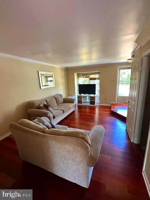Jessup, MD 20794,8903 ROSEWOOD WAY