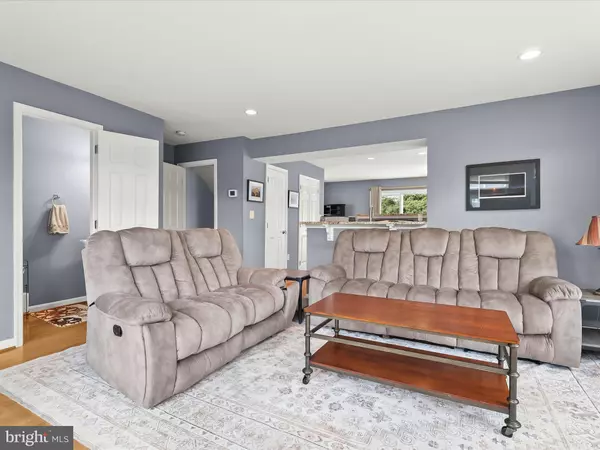 Edgewater, MD 21037,1619 SHORE DR