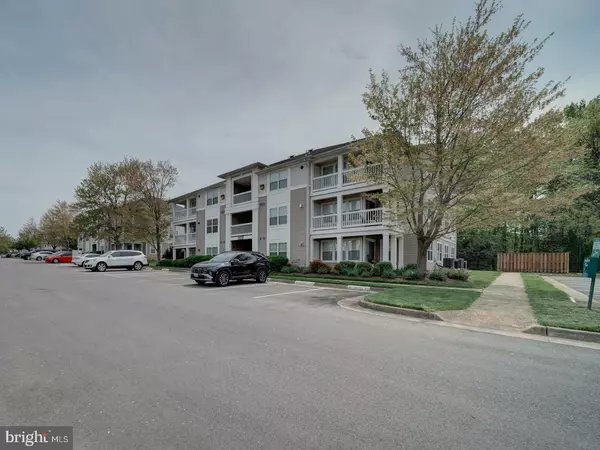 Woodbridge, VA 22193,14184 CUDDY LOOP #201