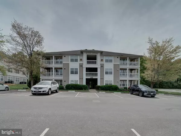 Woodbridge, VA 22193,14184 CUDDY LOOP #201