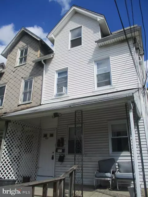 957 SPRINGFIELD RD, Darby, PA 19023
