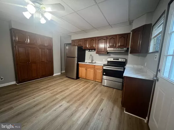 Spring City, PA 19475,310 NEW ST #1