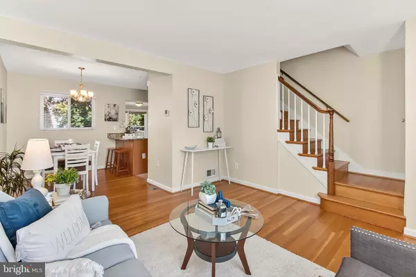 Alexandria, VA 22301,214 E SPRING ST E