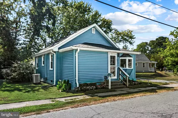 Colonial Beach, VA 22443,109 BANCROFT AVE