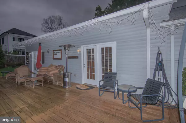 1940 BURFOOT ST, Falls Church, VA 22043