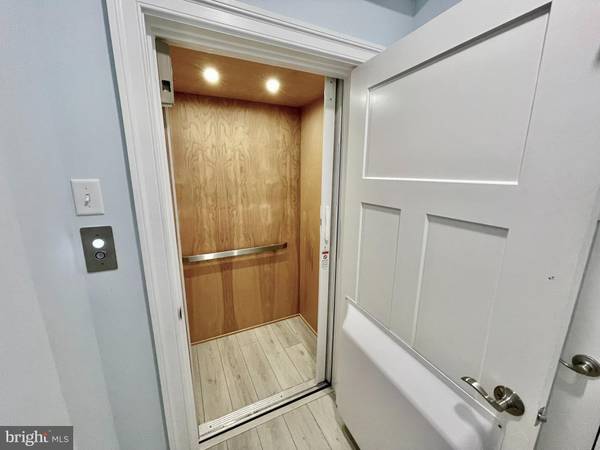 Milton, DE 19968,106 N CAROLINA AVE